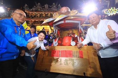 新港奉天宮媽祖環島　28晚駐駕大甲鎮瀾宮